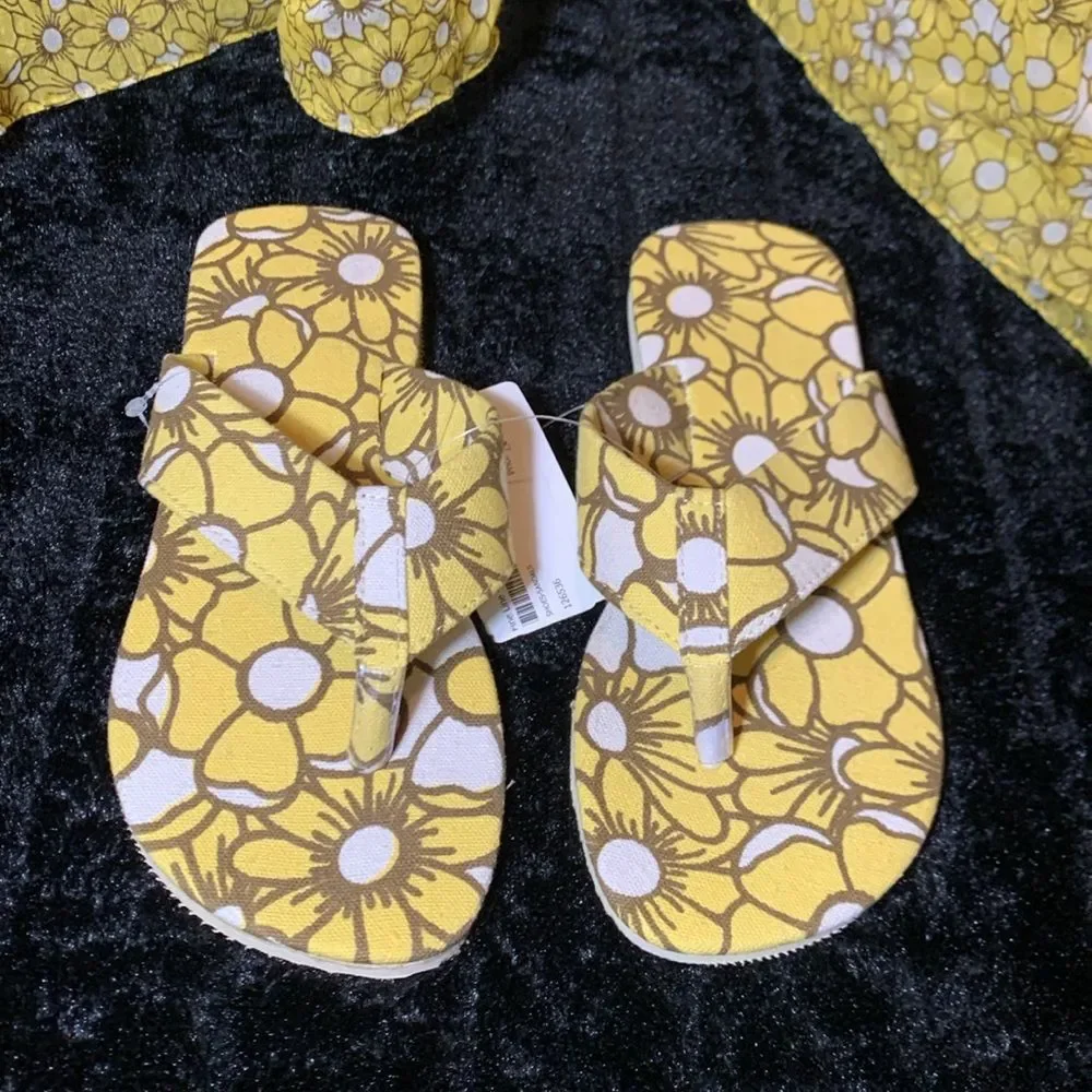 Women's Yellow Daisy Cotton Kaftan Swimsuit Cover Up & Matching Flip Flops NWT